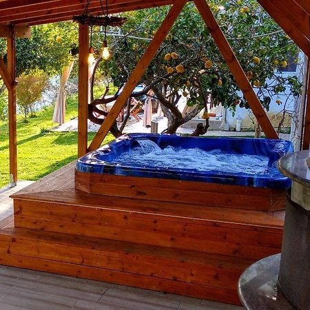 Appartamento The Elysian At Nicopolis Jacuzzi Nikopolis Esterno foto