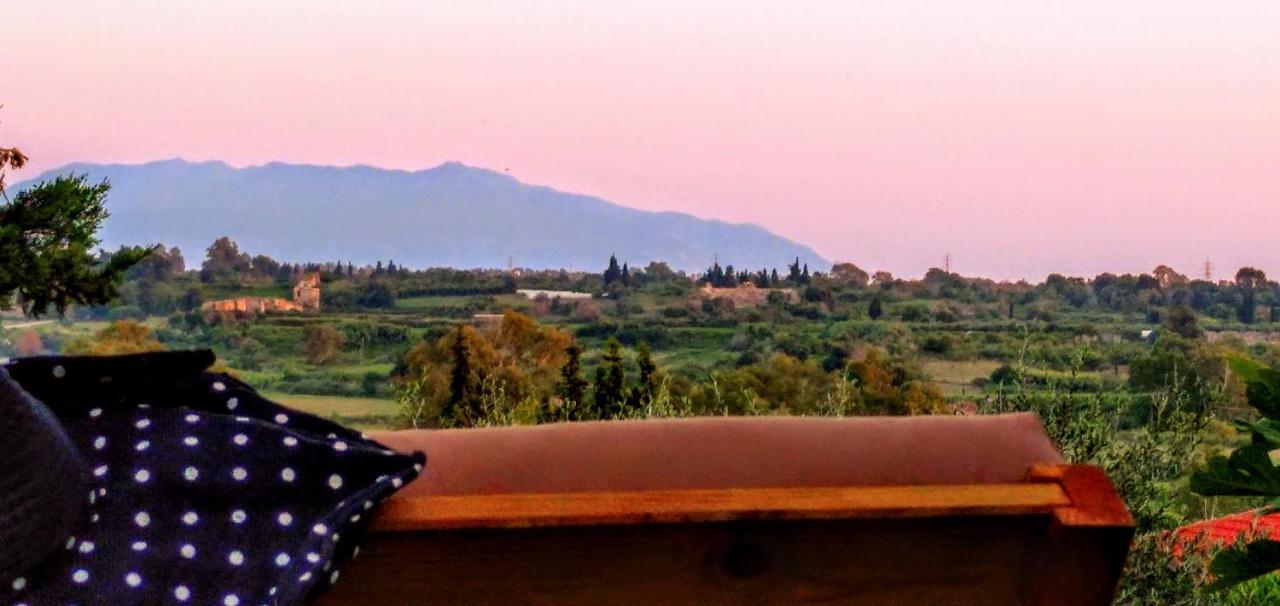 Appartamento The Elysian At Nicopolis Jacuzzi Nikopolis Esterno foto