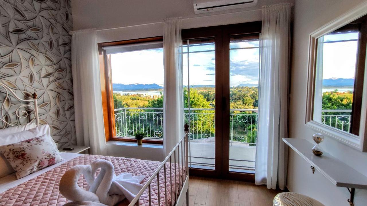 Appartamento The Elysian At Nicopolis Jacuzzi Nikopolis Esterno foto
