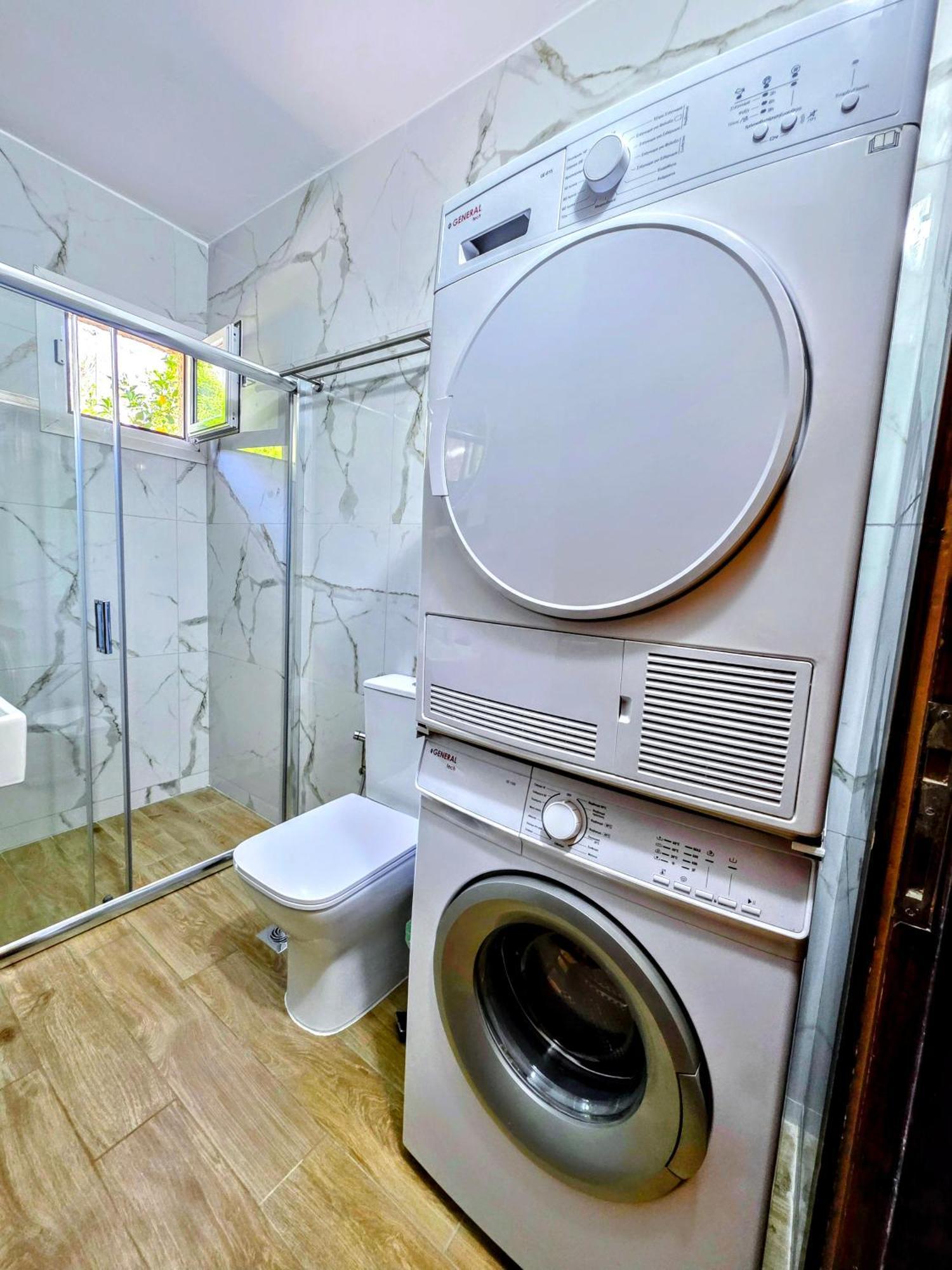 Appartamento The Elysian At Nicopolis Jacuzzi Nikopolis Esterno foto