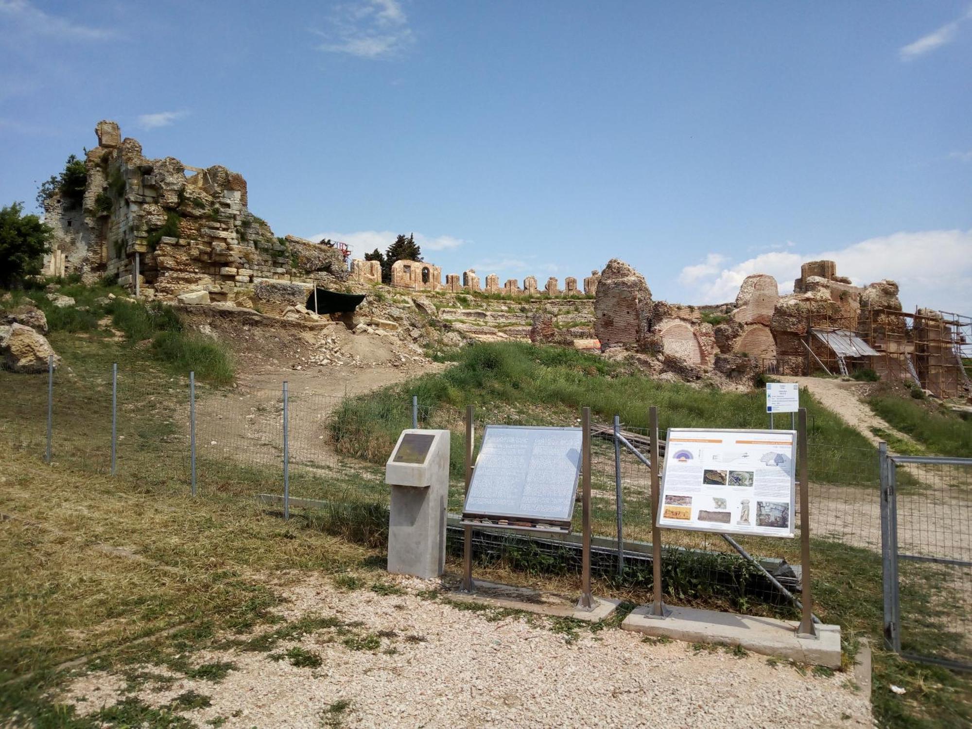 Appartamento The Elysian At Nicopolis Jacuzzi Nikopolis Esterno foto
